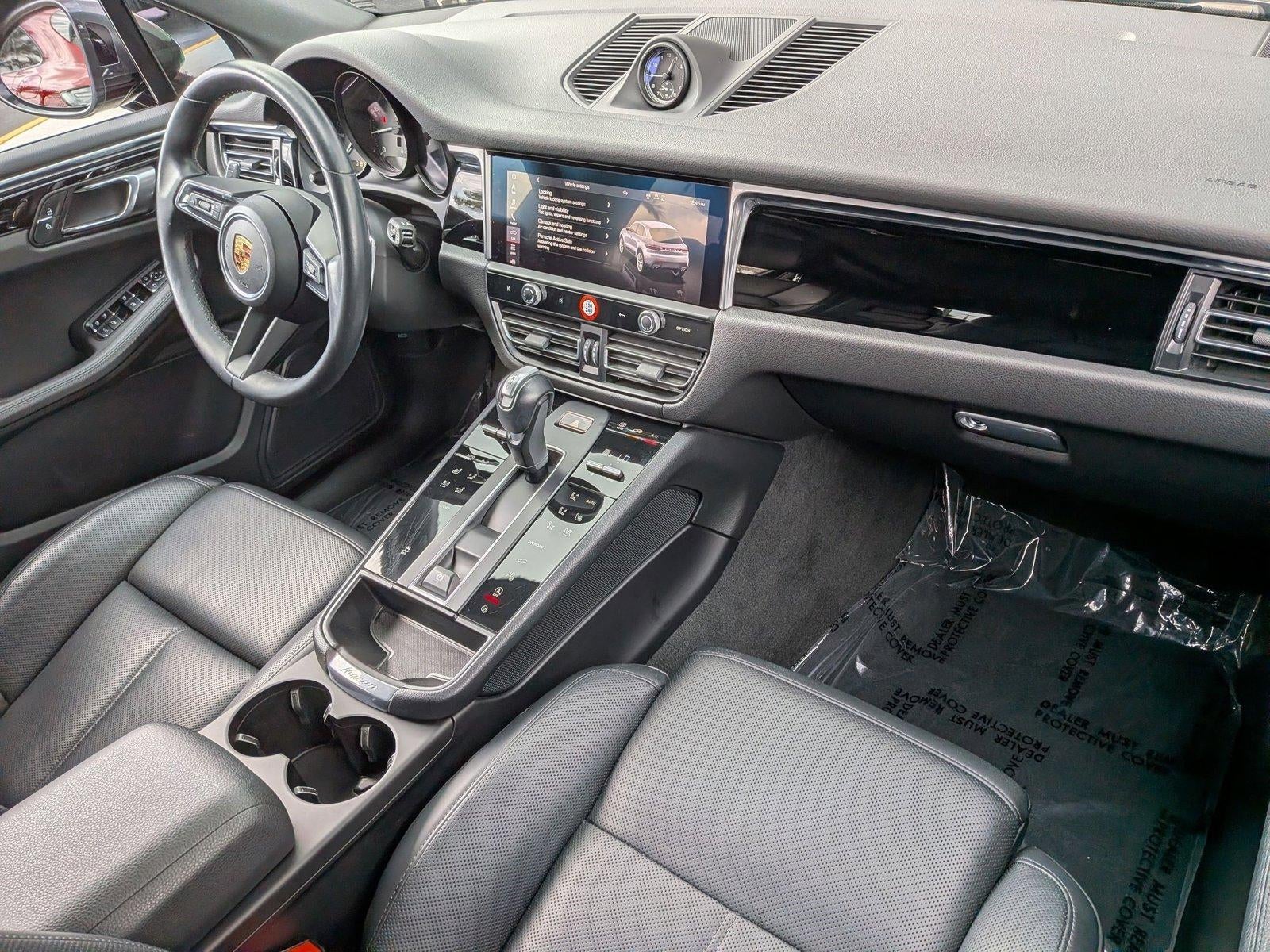 2023 Porsche Macan AWD