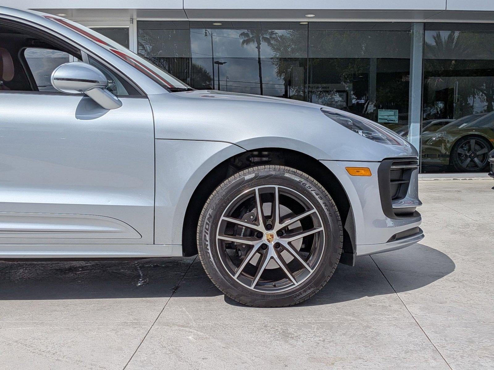 2024 Porsche Macan AWD