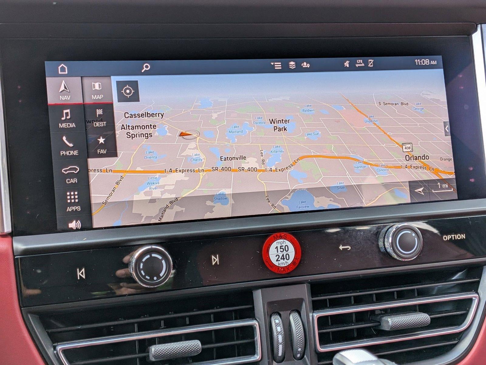 2024 Porsche Macan AWD