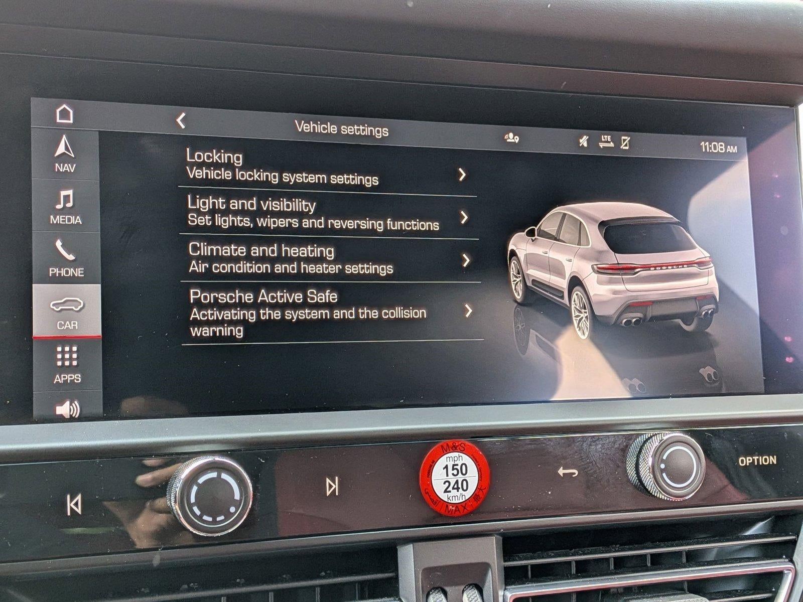 2024 Porsche Macan AWD