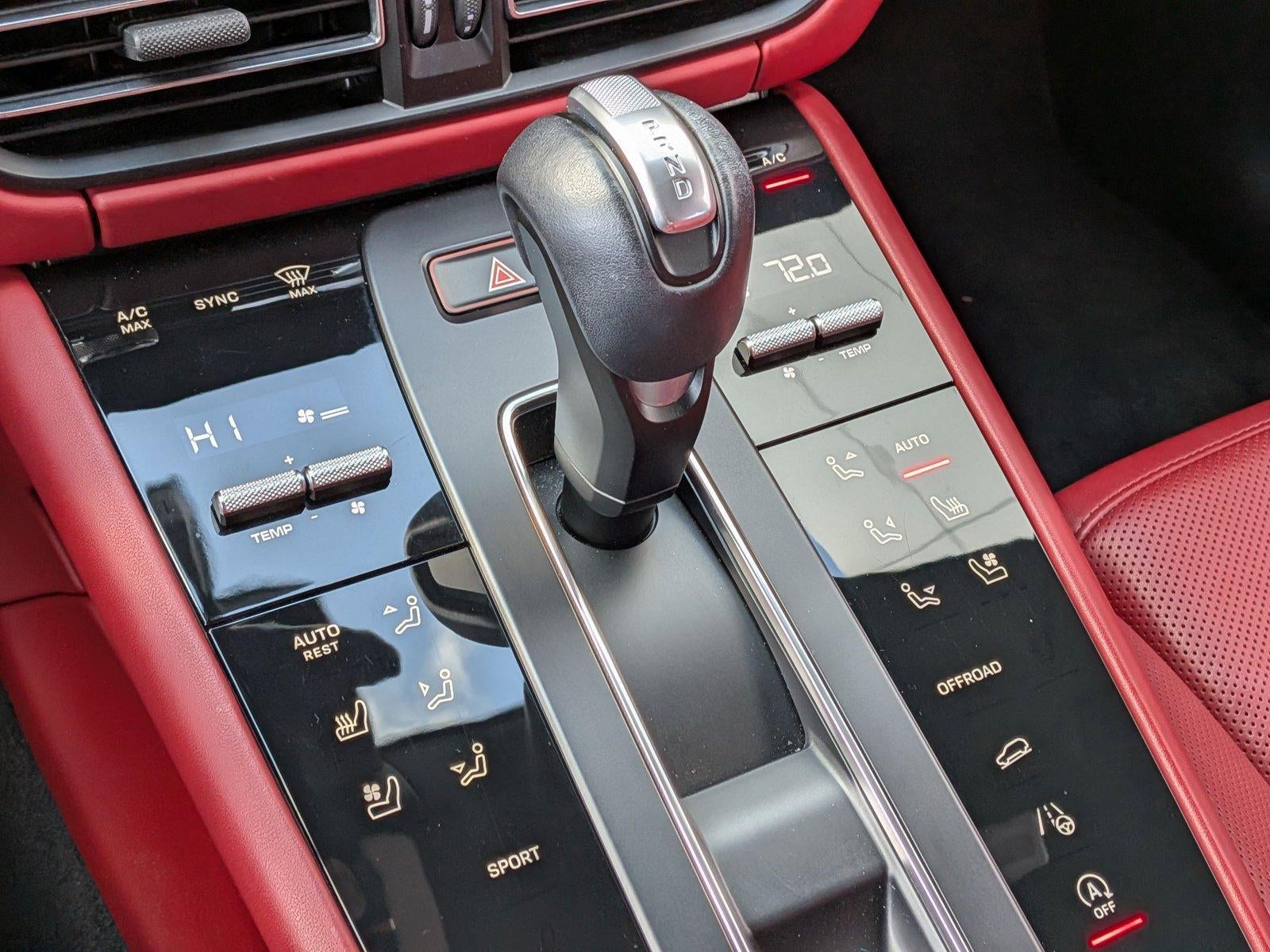 2024 Porsche Macan AWD