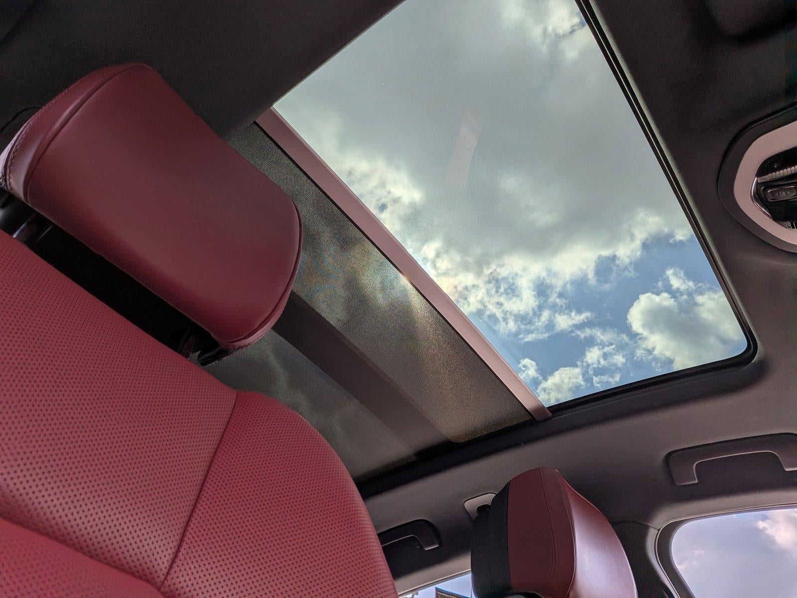 2024 Porsche Macan AWD