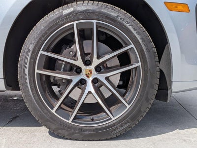 2024 Porsche Macan AWD