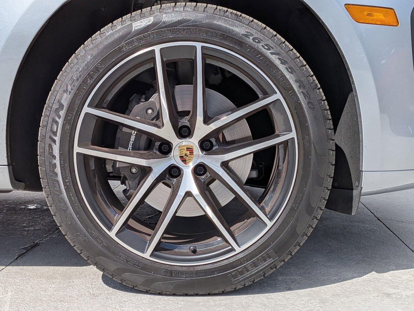 2024 Porsche Macan AWD