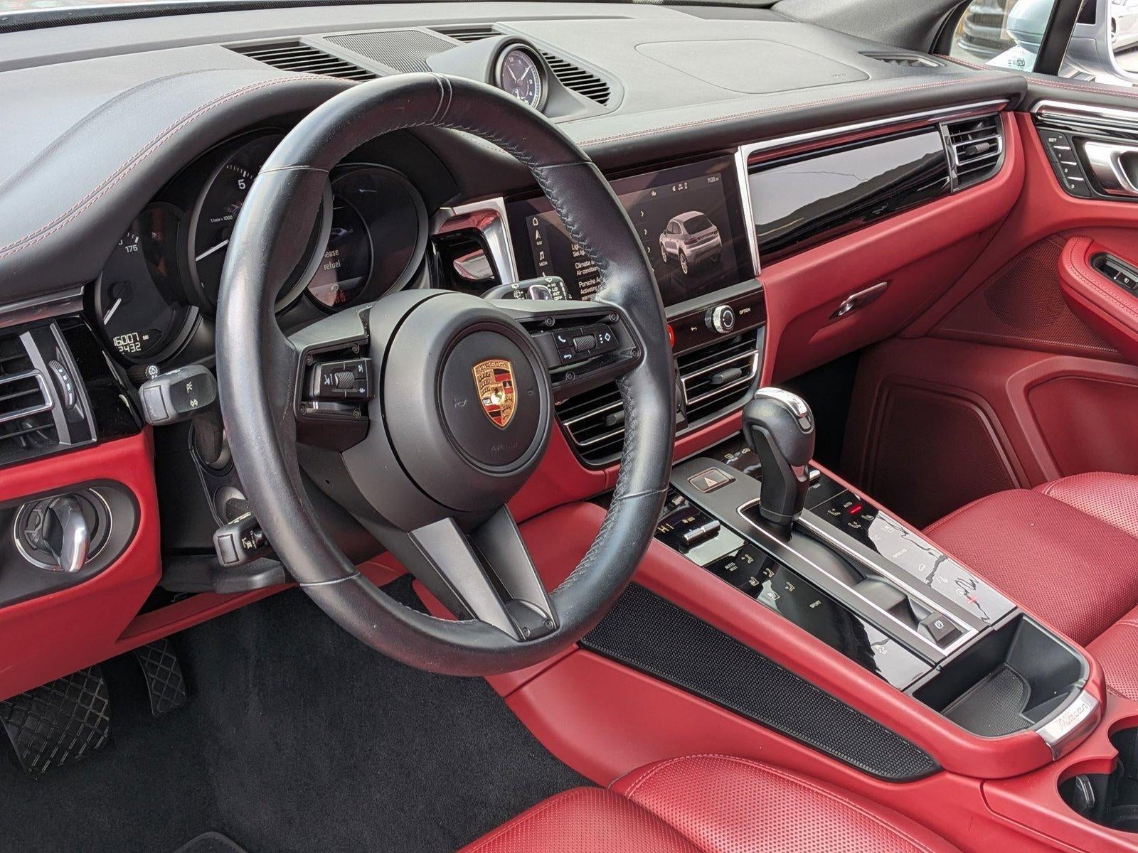 2024 Porsche Macan AWD