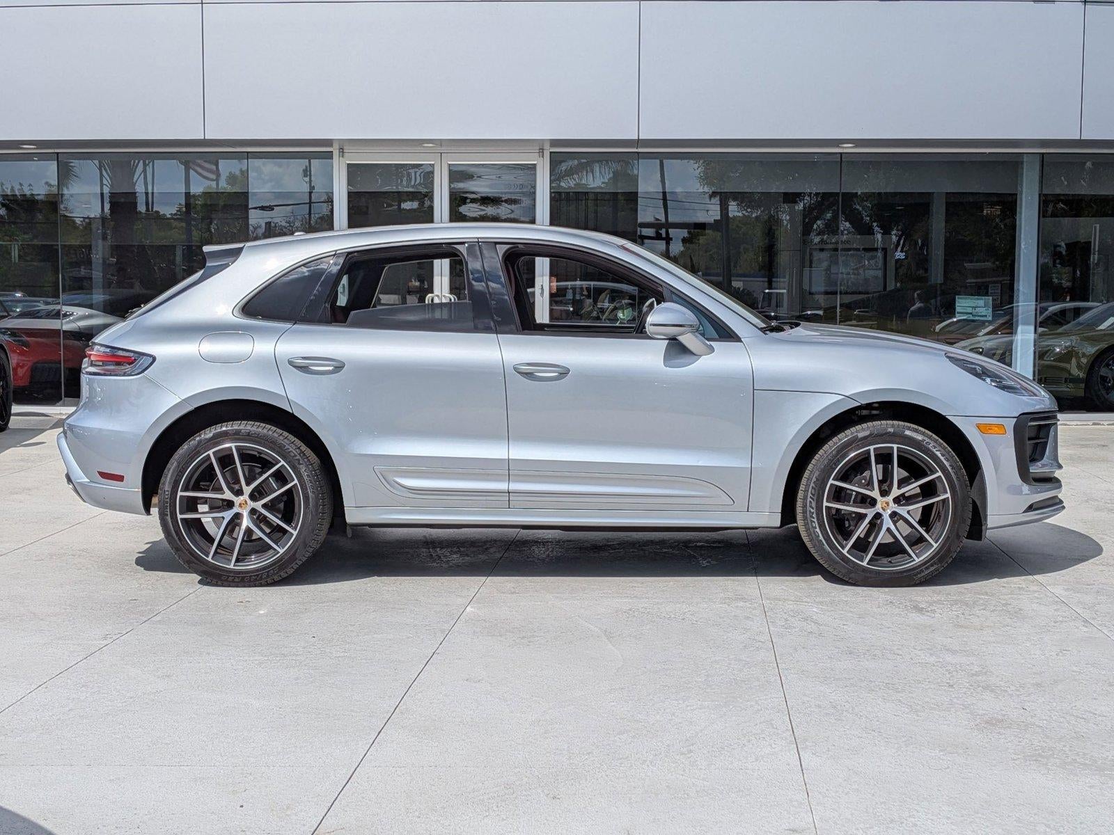 2024 Porsche Macan AWD