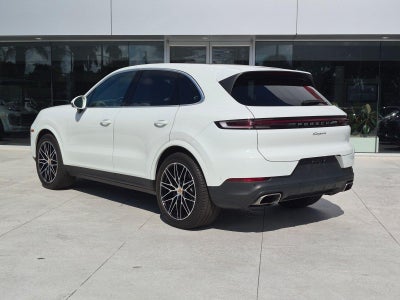 2025 Porsche Cayenne AWD