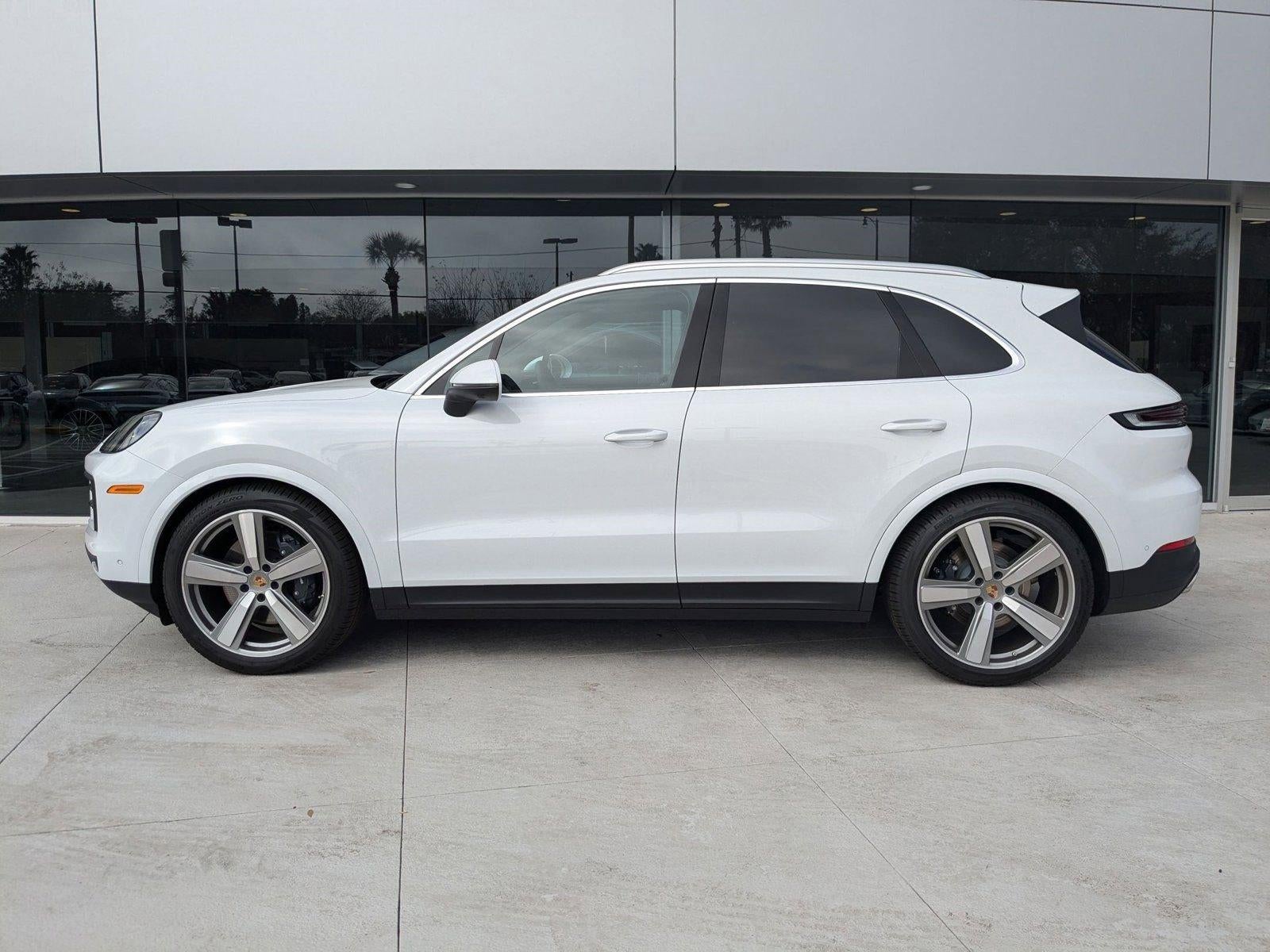 2025 Porsche Cayenne AWD