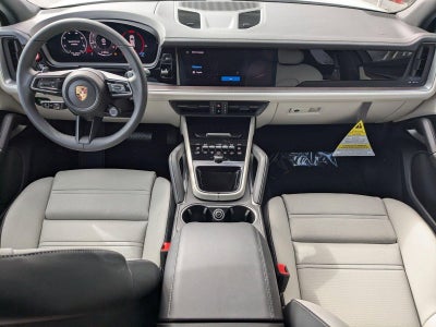 2025 Porsche Cayenne AWD
