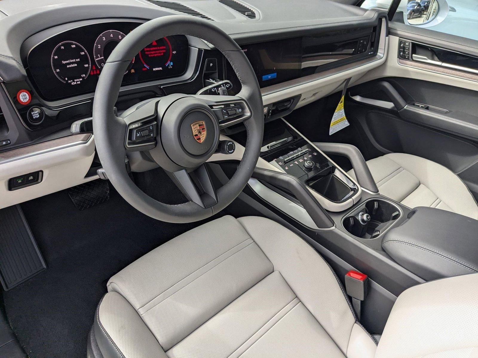 2025 Porsche Cayenne AWD