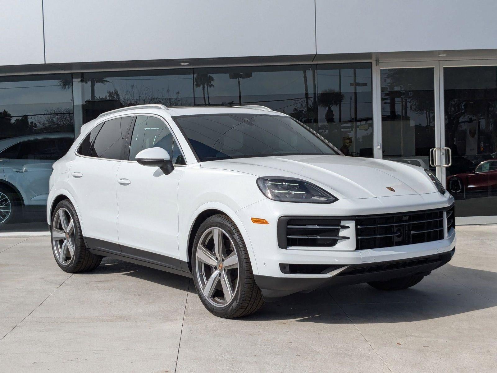 2025 Porsche Cayenne AWD