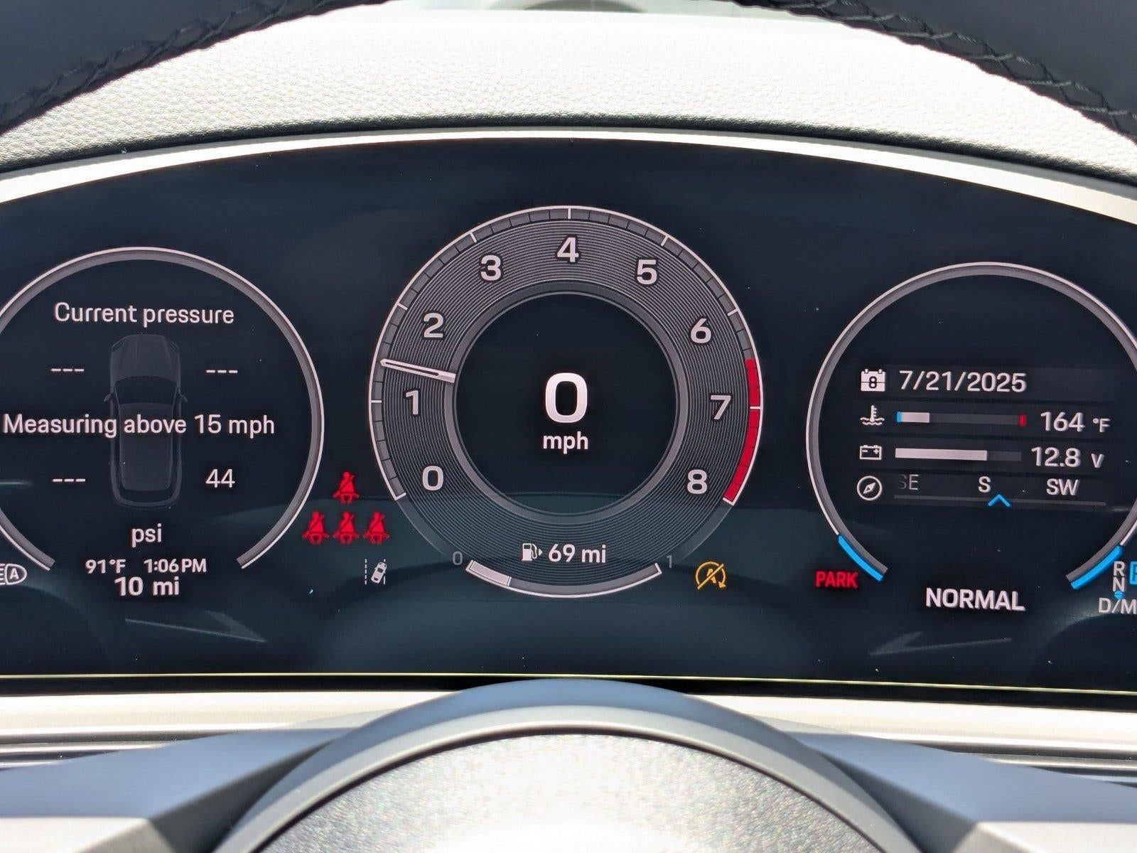 2025 Porsche Cayenne AWD