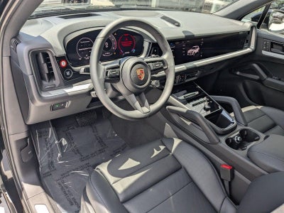 2025 Porsche Cayenne AWD
