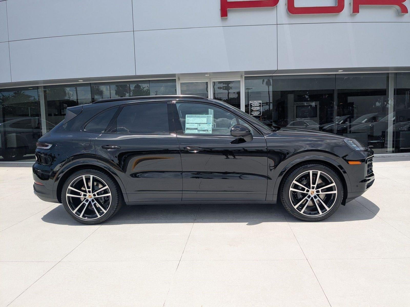 2025 Porsche Cayenne AWD