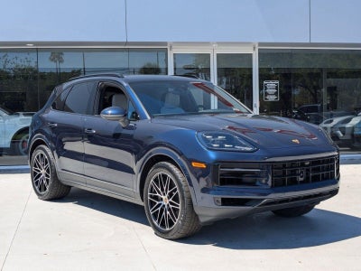 2025 Porsche Cayenne AWD