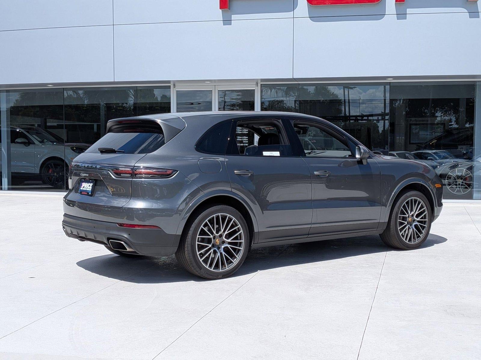 2023 Porsche Cayenne Platinum Edition AWD