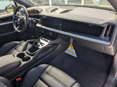 2025 Porsche Cayenne AWD