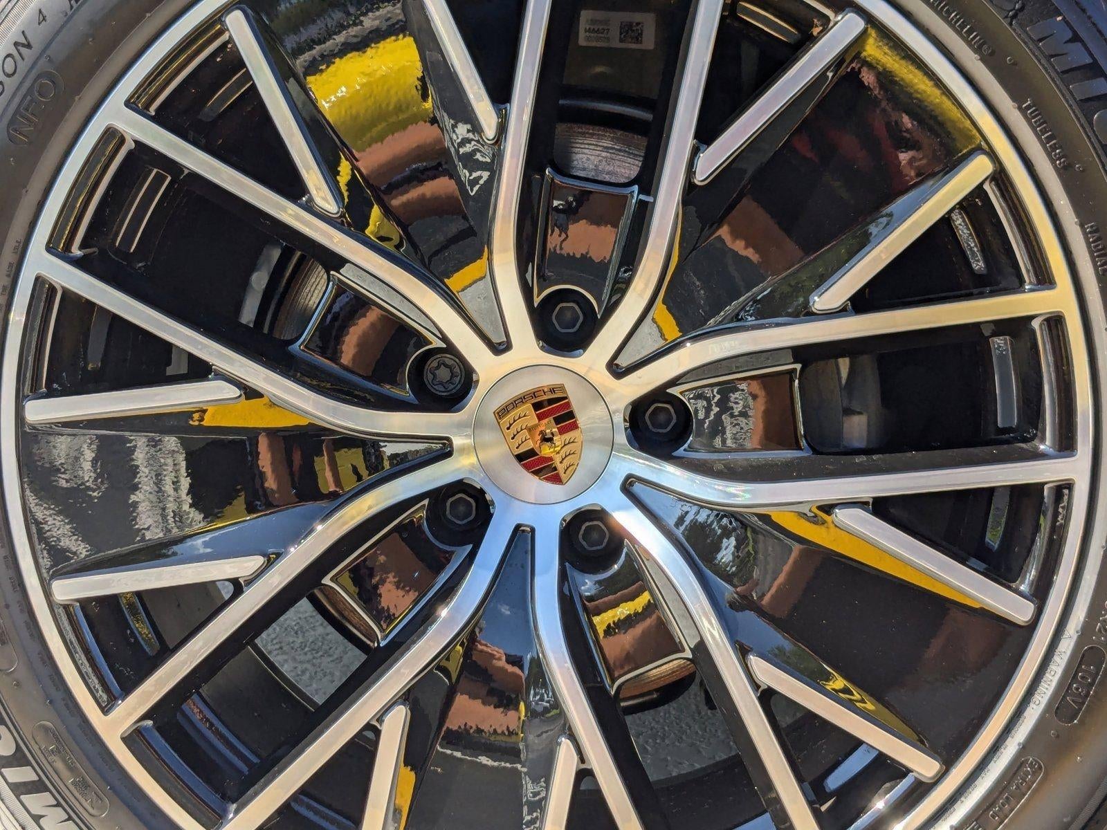 2024 Porsche Macan Electric 4 AWD