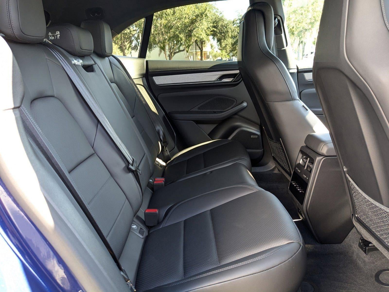 2024 Porsche Macan Electric 4 AWD