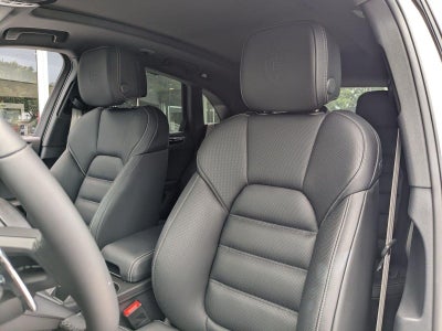 2025 Porsche Macan S AWD