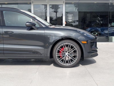 2025 Porsche Macan S AWD