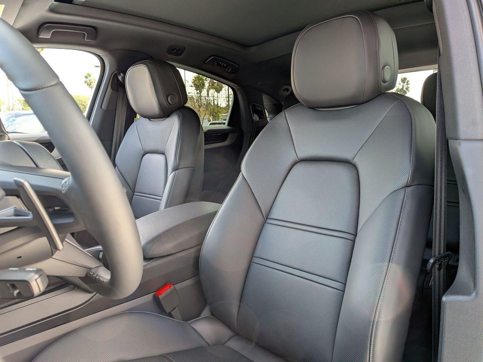 2026 Porsche Cayenne Coupe AWD