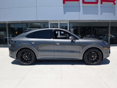 2025 Porsche Cayenne Coupe AWD