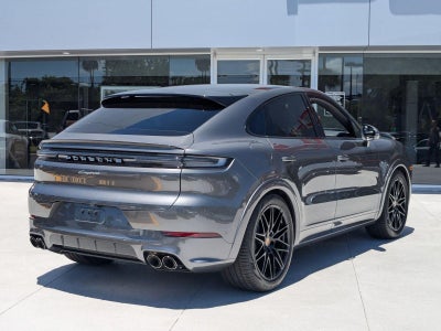 2025 Porsche Cayenne Coupe AWD