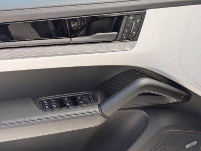 2025 Porsche Cayenne Coupe AWD