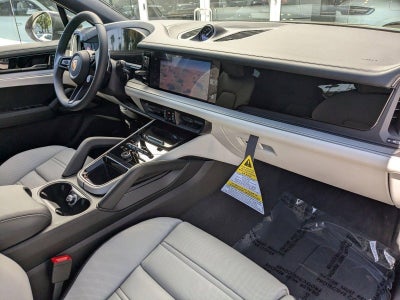 2025 Porsche Cayenne Coupe AWD