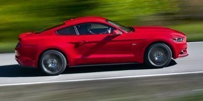 2015 Ford Mustang 2dr Fastback GT Premium