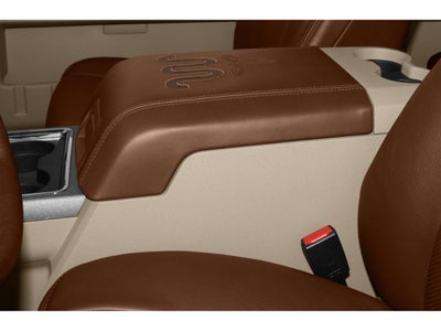 2015 Ford Super Duty F-350 DRW 4WD Crew Cab 8 Ft Box Lariat