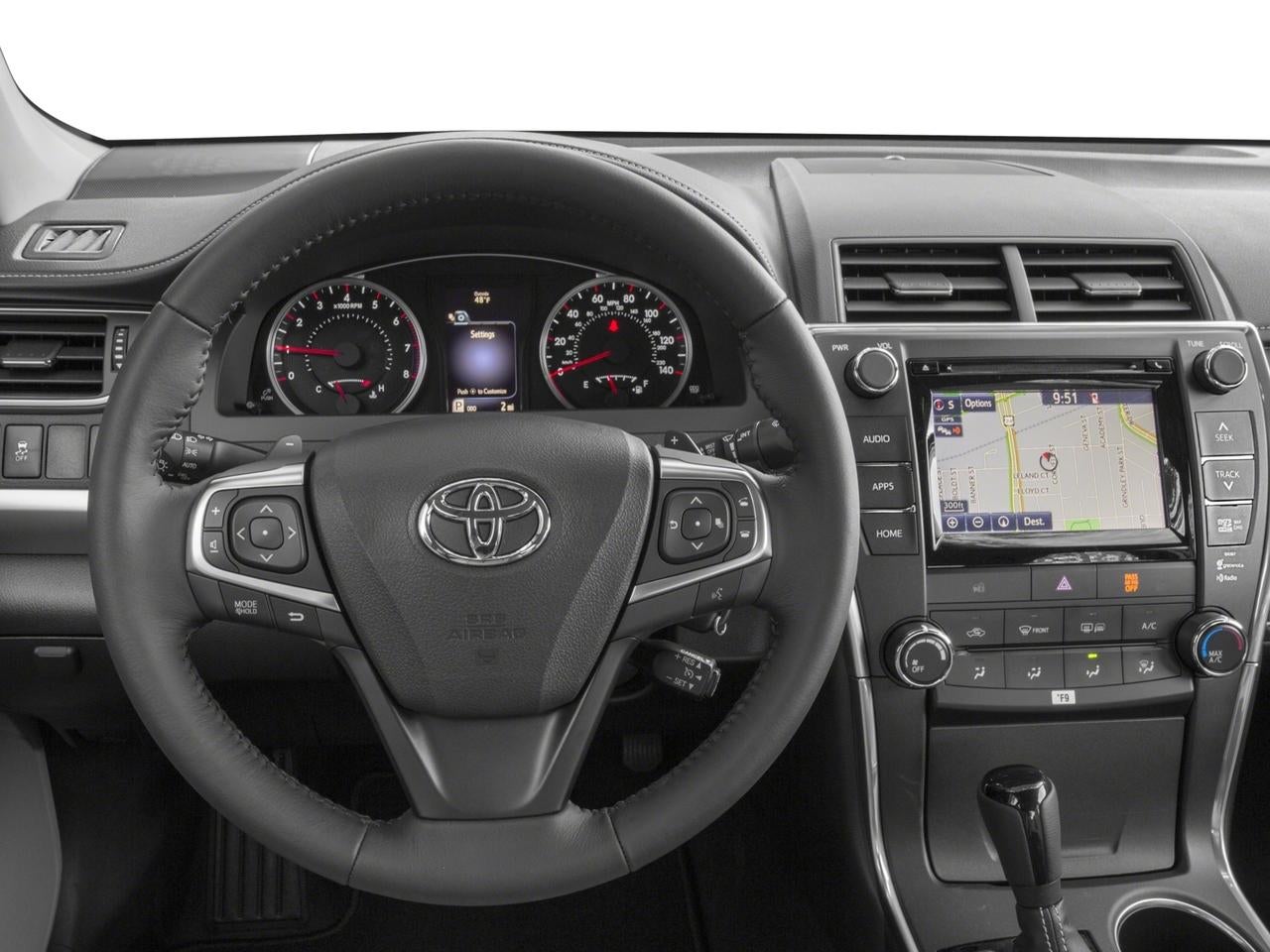 2017 Toyota Camry SE Auto (Natl)